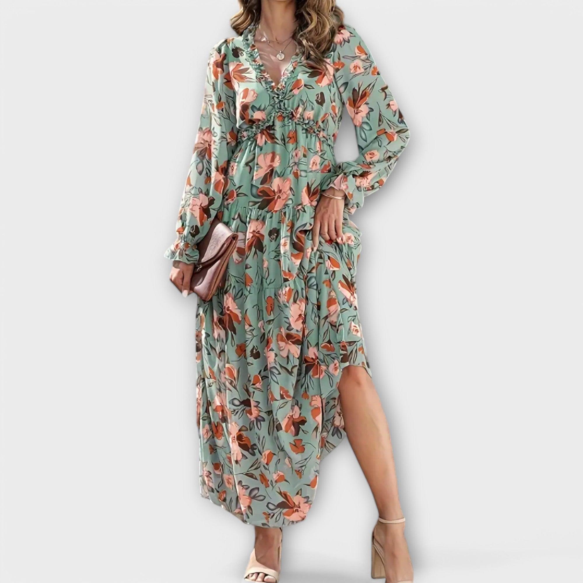 Elvira – Elegant Maxikjole med Blomsterprint og Tidssvarende Lethed