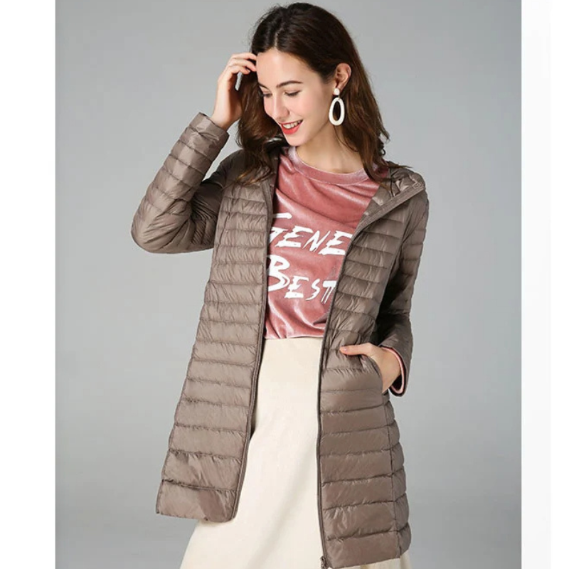 Ingeborg | Dame Lang Vatteret Jakke med Hætte