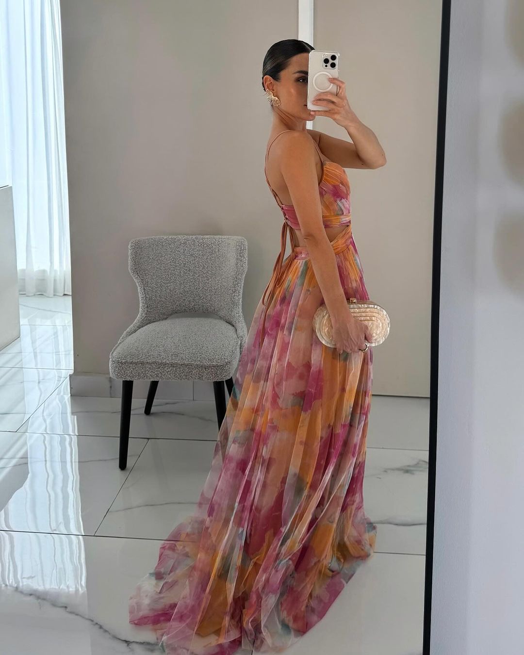 Frederika – Elegant Maxi Kjole med Romantisk Blomsterprint