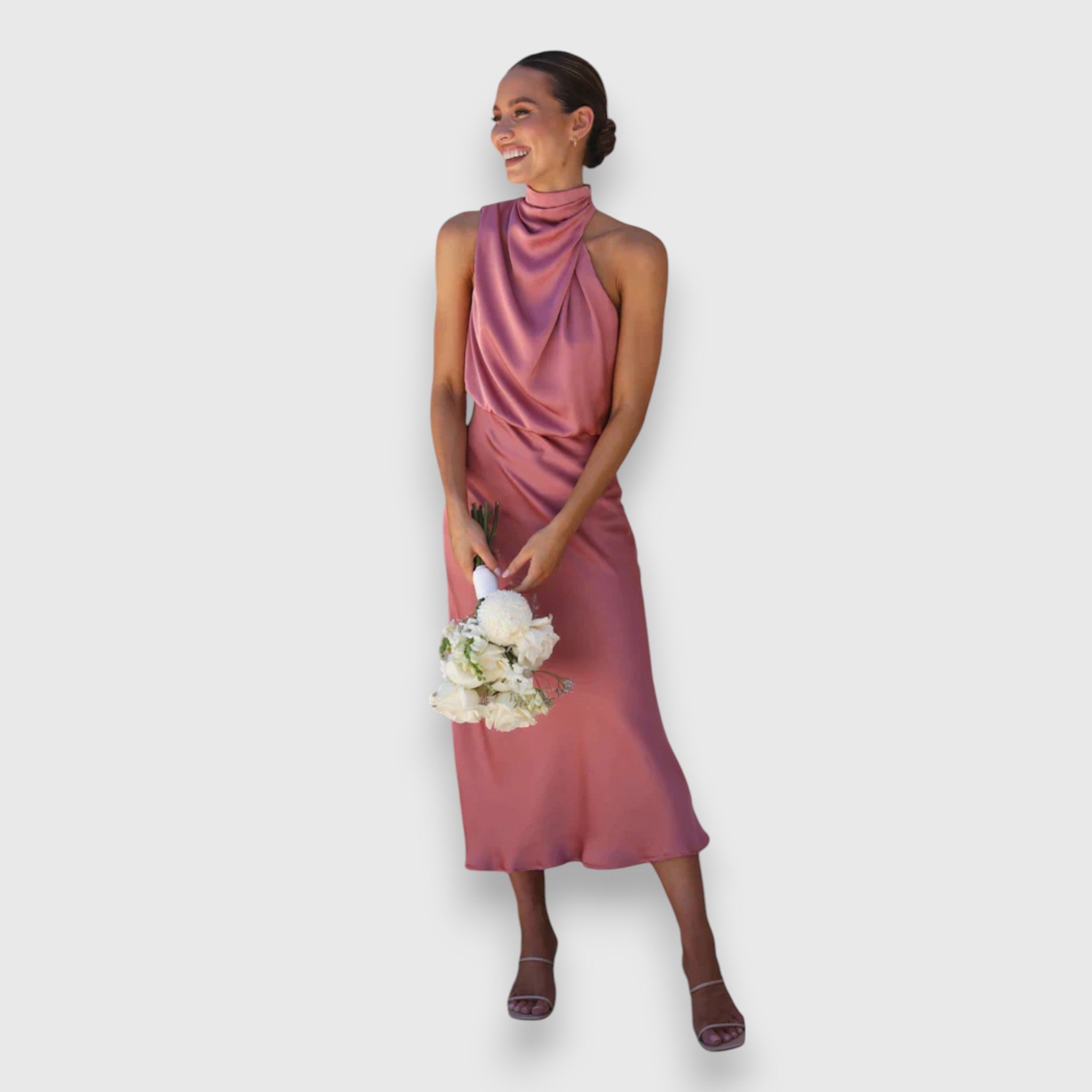 Louise – Klassisk Midi Kjole Med Feminint Twist
