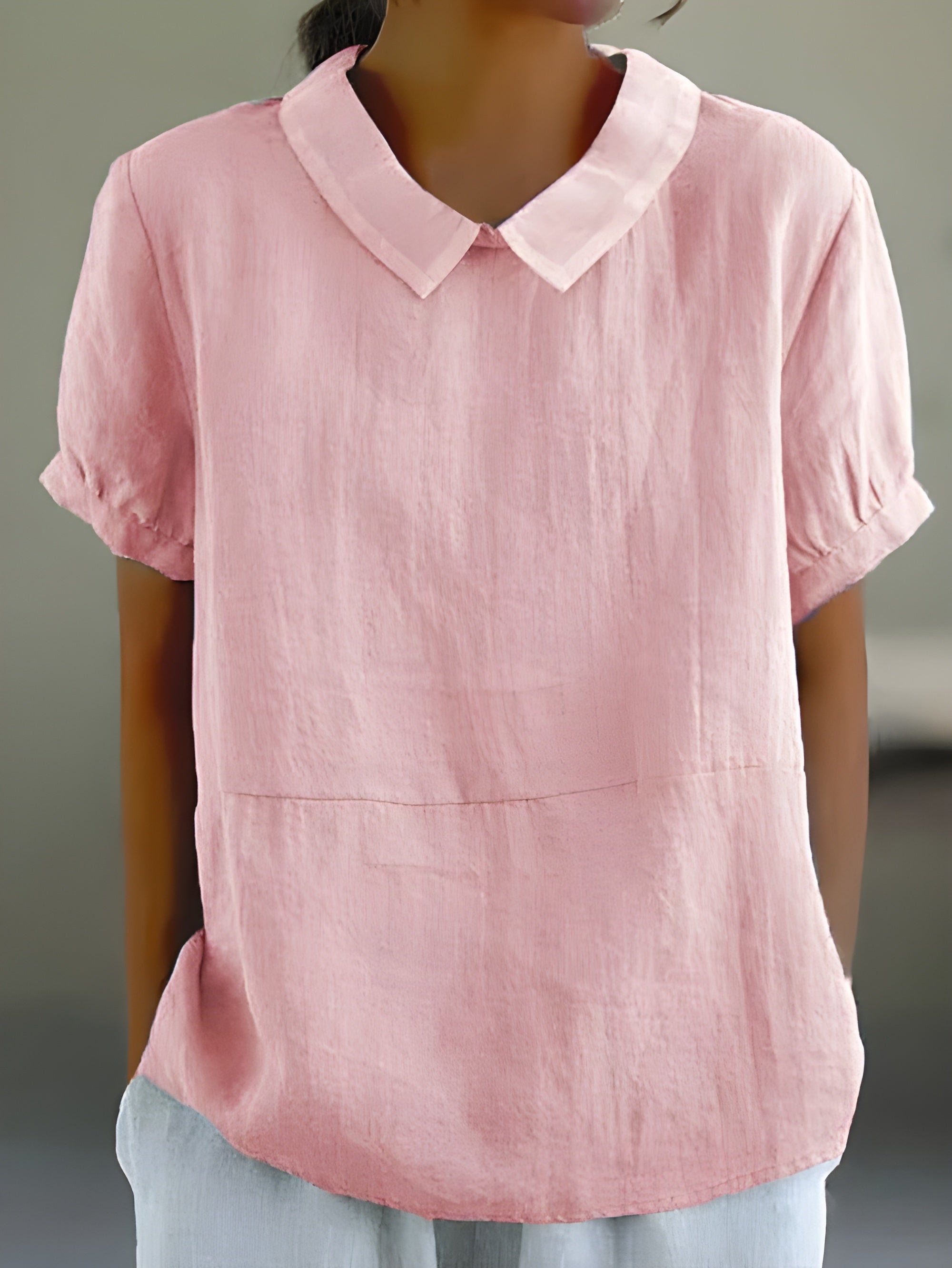 ALMA | Den Luftige Bluse med Elegant Krave