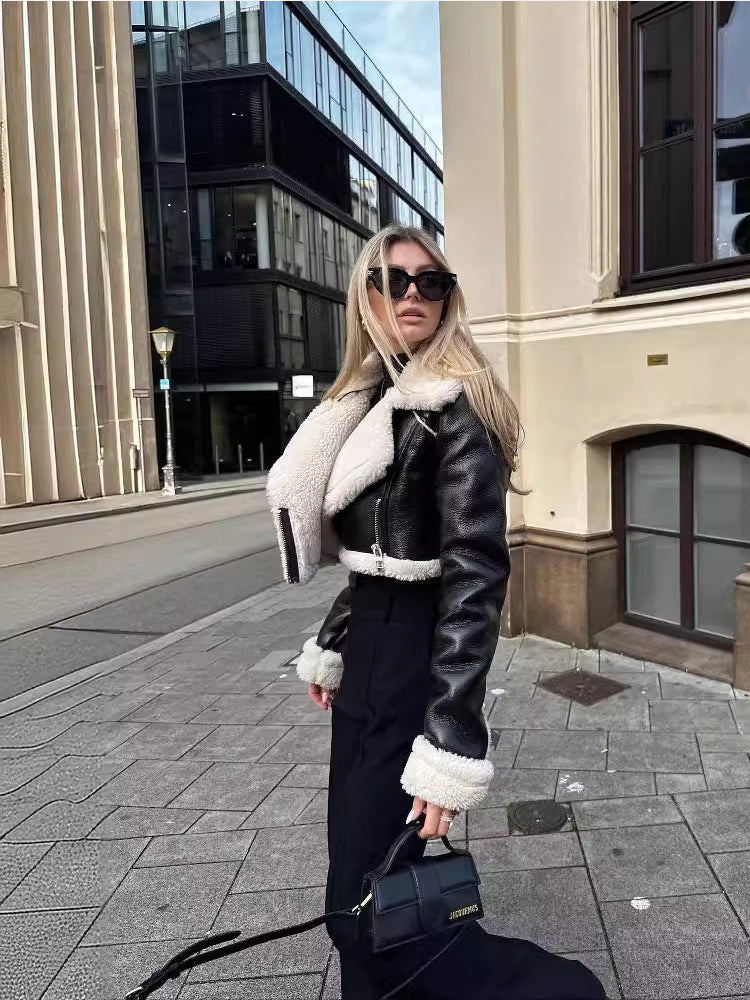 Freya | Dame Vinter Kort Jakke med Kunstpels