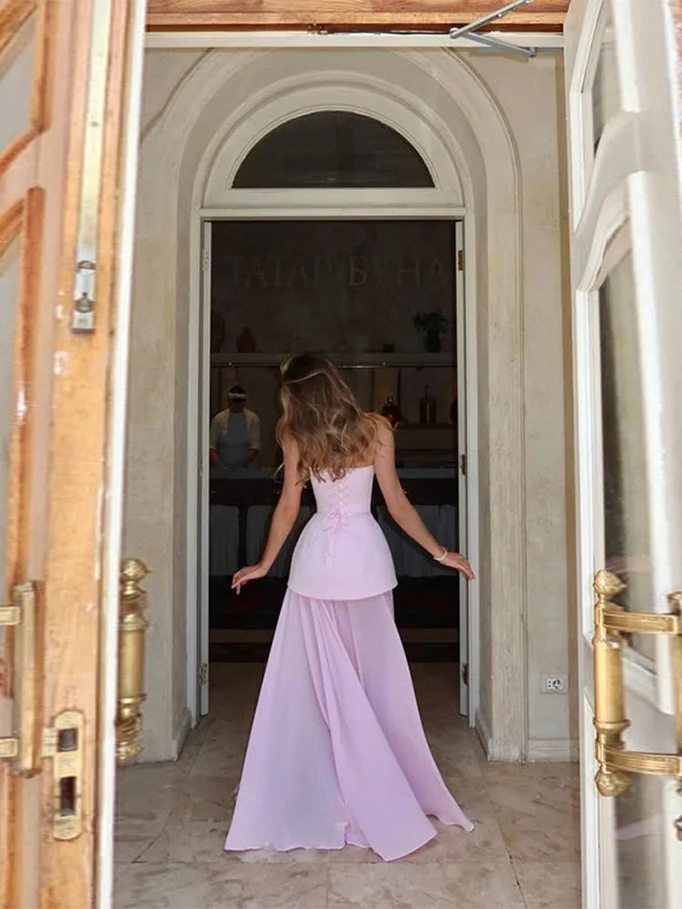 Barbara | Dame Stropløs Peplum Kjole med Høj Slids til Bryllupsgæst