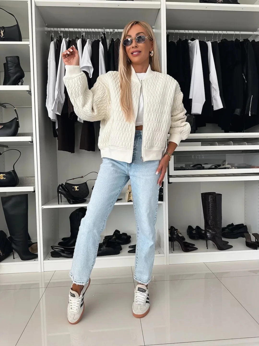 Inger | Kvinders Trendy Kort Cream Casual Jakke