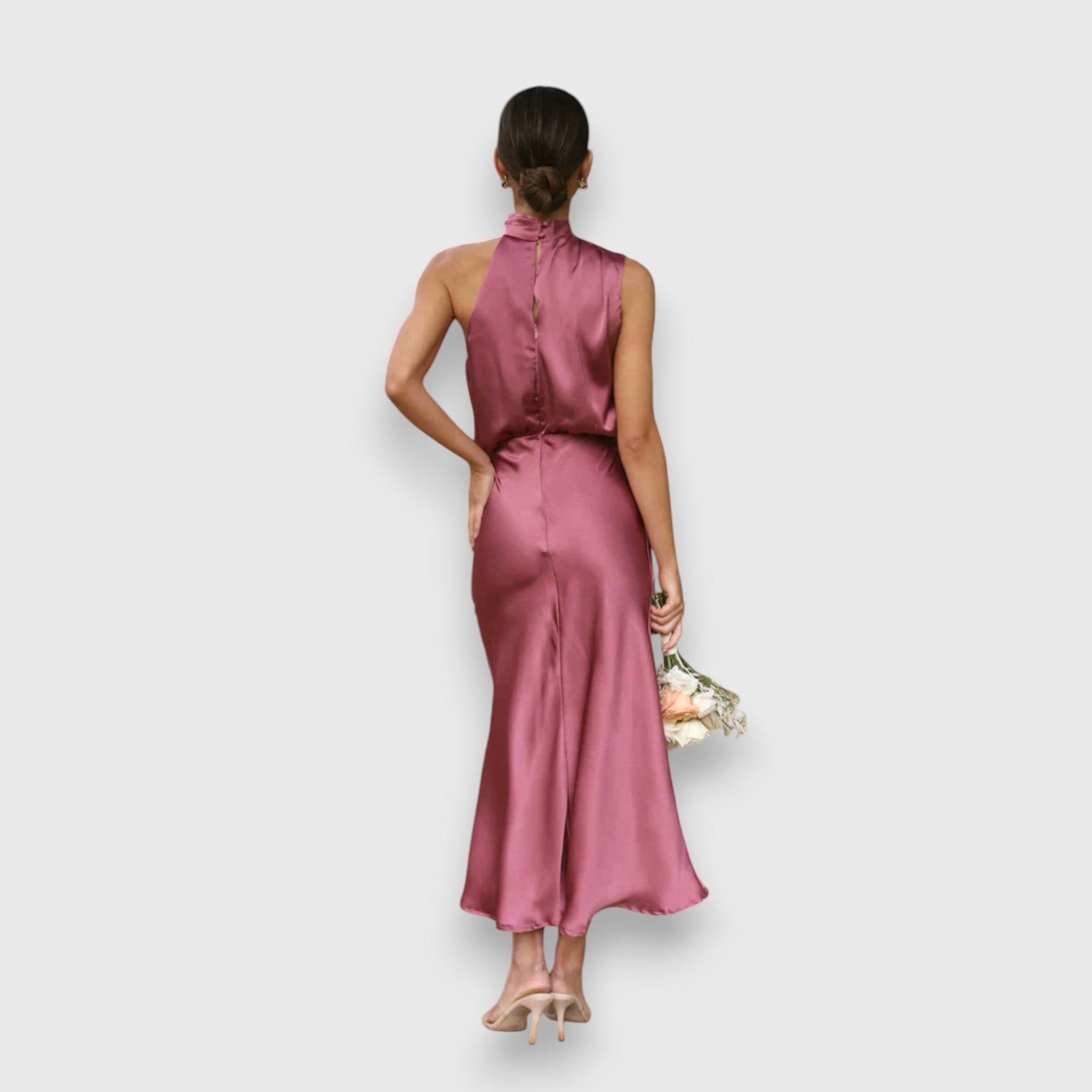 Louise – Klassisk Midi Kjole Med Feminint Twist