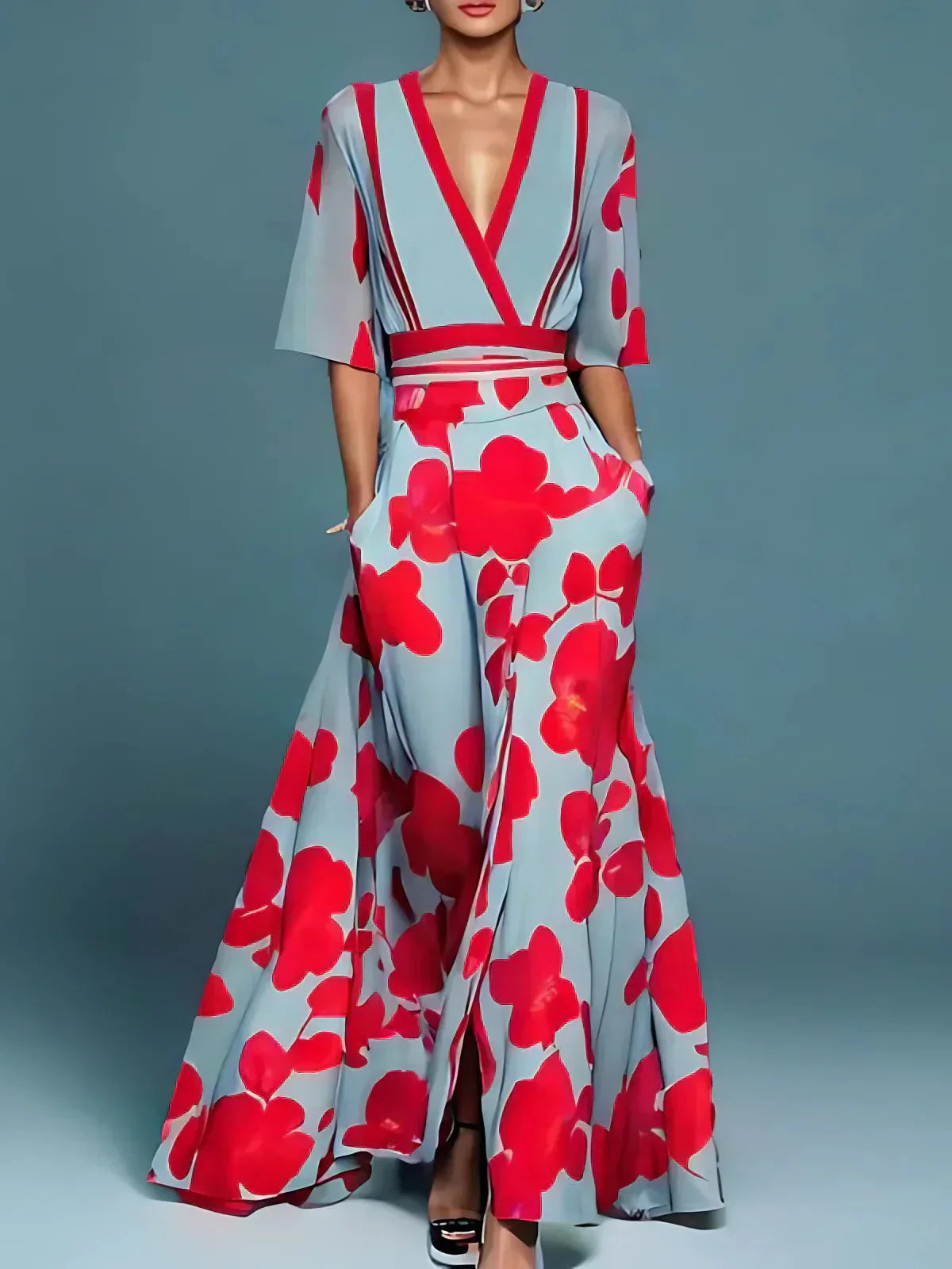 Alvhilde | Stilfuld Elegant Maxikjole med Blomstermønster
