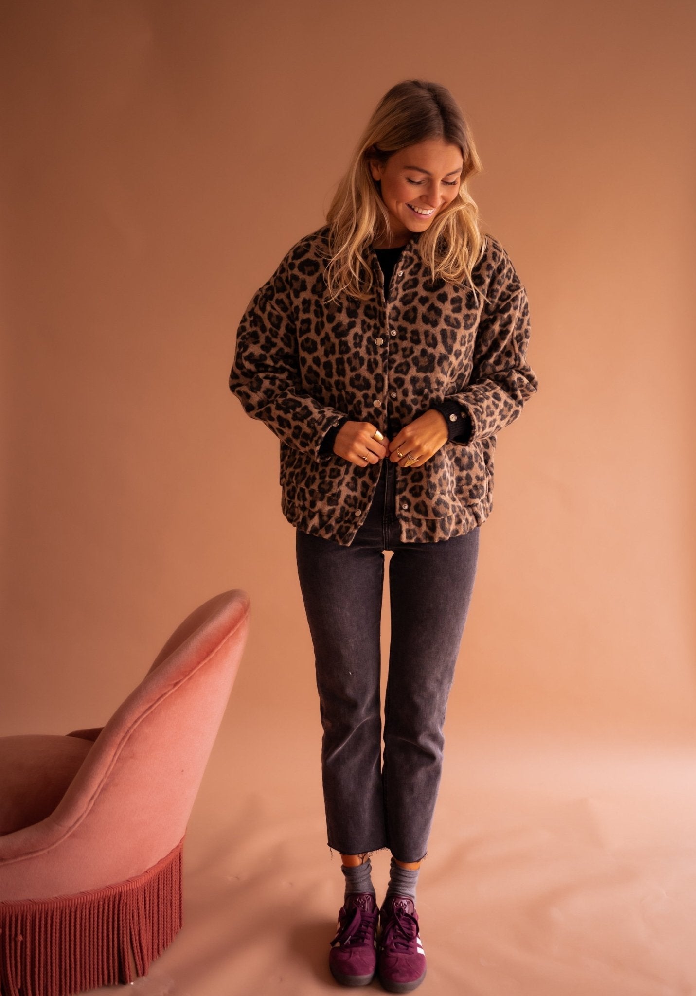 Freja – Vilma Leopardjakke