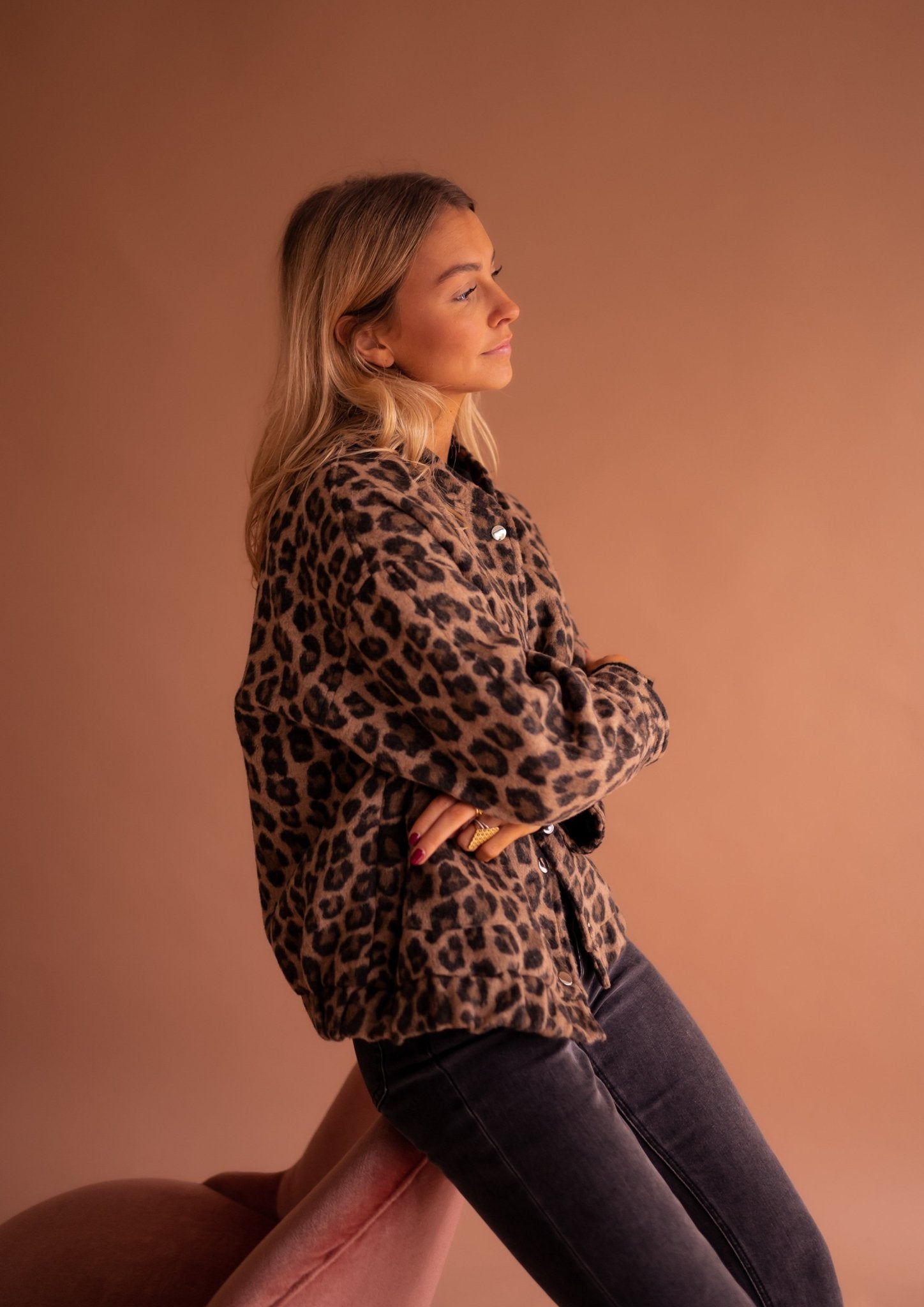 Freja – Vilma Leopardjakke